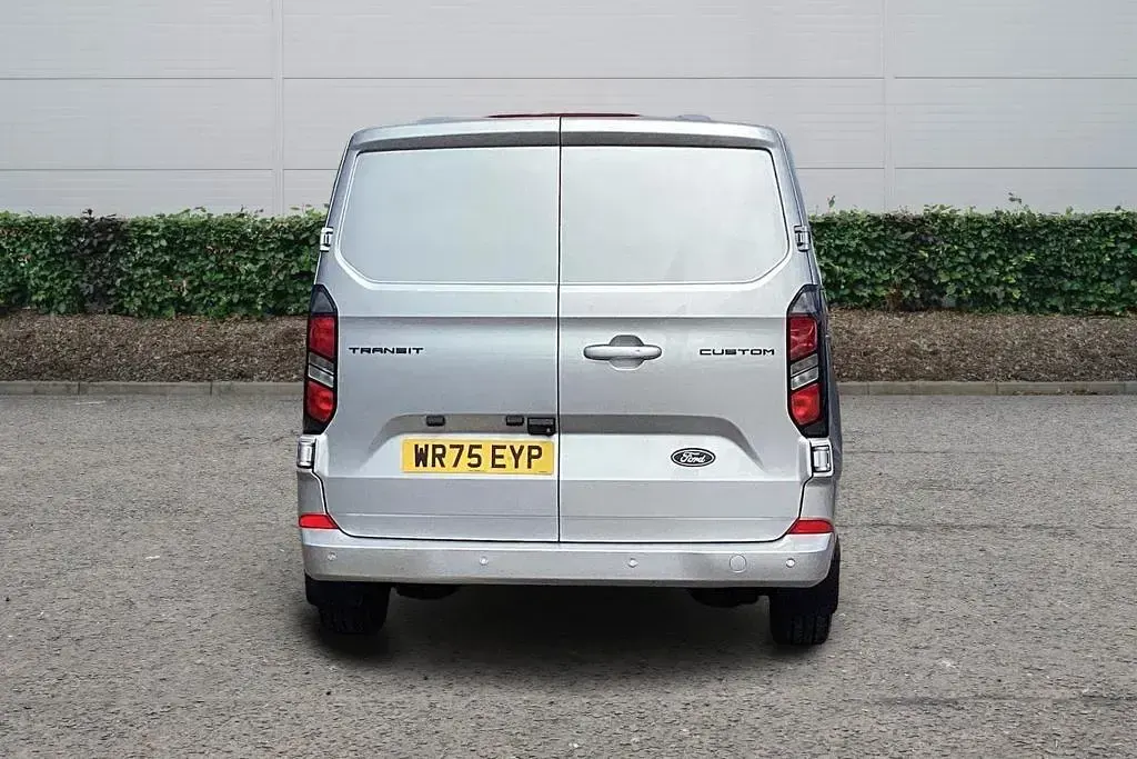 Used Ford Transit Custom Limited 136 HP (100 kW) 2025 Silver Van