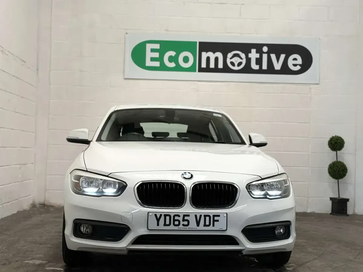 Used BMW 118 Comfort Edition 134 HP (98 kW) 2015 White Hatchback