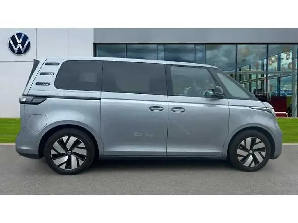 Used VW ID. Buzz Pro 150 kW (204 HP) 2024 Silver MPV