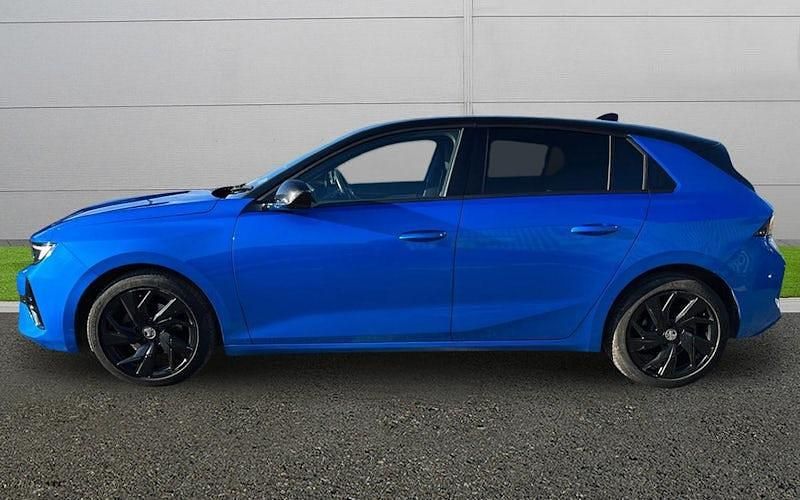 Used Vauxhall Astra 131 HP (96 kW) 2025 Hatchback