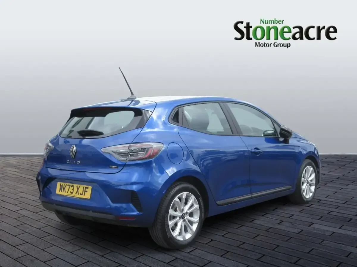 Usado Renault Clio V Evolution 140 HP (102 kW) 2024 Azul Citadino