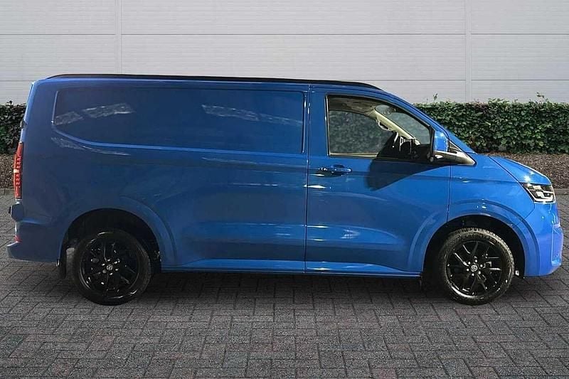 New VW Transporter Pro 2025 Mid blue metallic Van