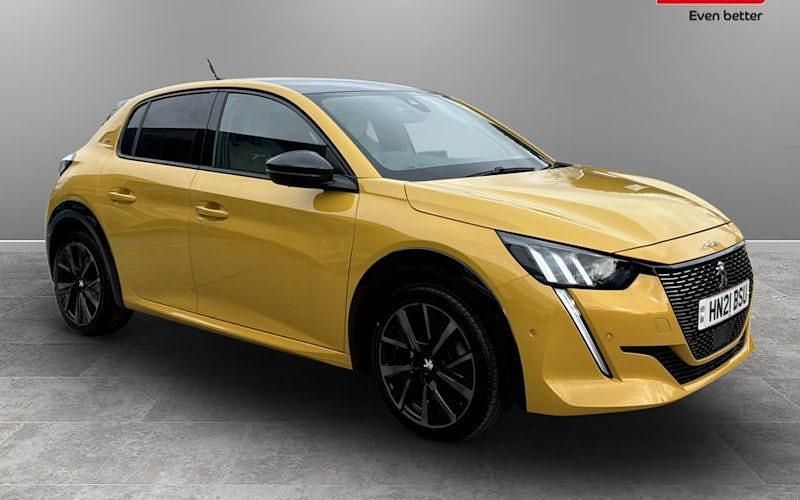 Used Peugeot 208 Premium 102 HP (75 kW) 2022 Hatchback