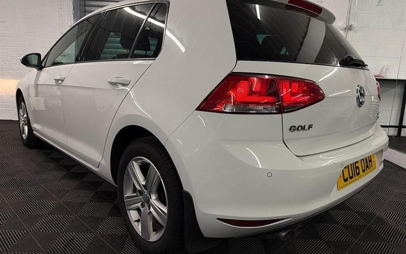 Second-hand VW Golf VII Edition 150 CP (110 kW) 2016 Alb Hatchback