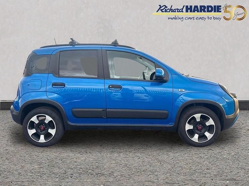 Used Fiat Panda S 70 HP (51 kW) 2024 Blue Hatchback