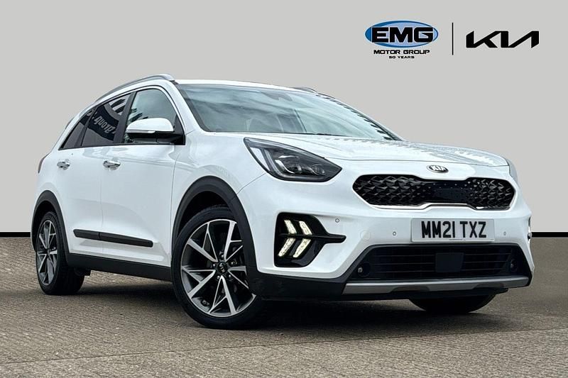 Used Kia Niro 141 HP (103 kW) 2021 White SUV