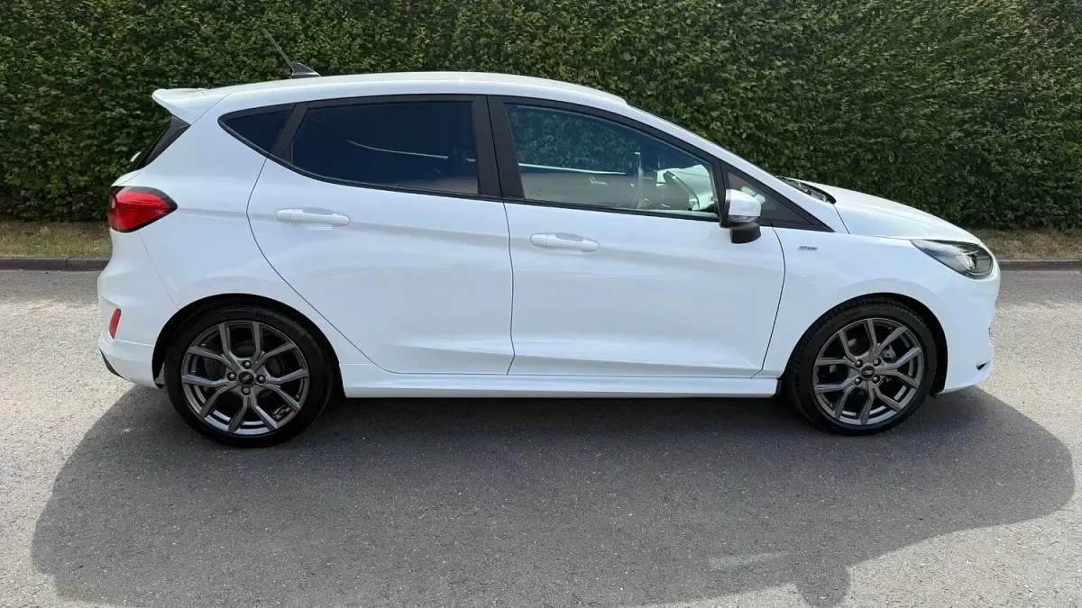 Used Ford Fiesta ST-Line 125 HP (91 kW) 2022 White Hatchback