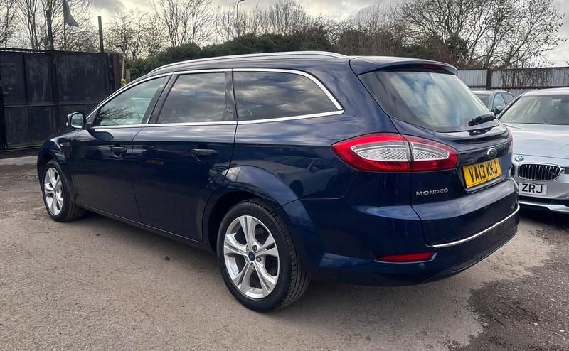 Used Ford Mondeo Titanium X 163 HP (119 kW) 2013 Blue Estate