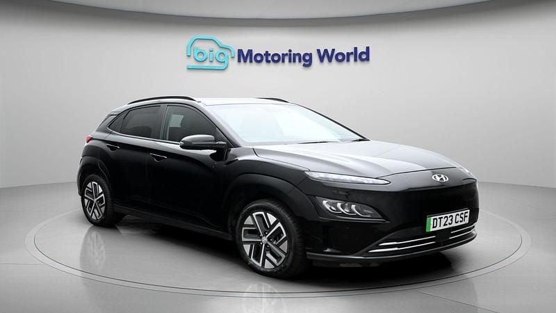 Used Hyundai Kona Premium 100 kW (136 HP) 2022 Black SUV