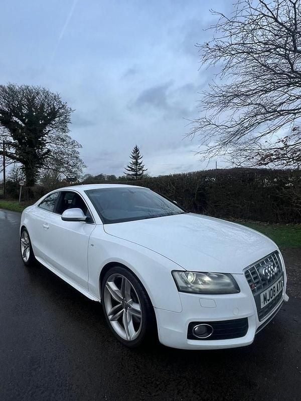 Used Audi A5 Design 2008 White Coupe