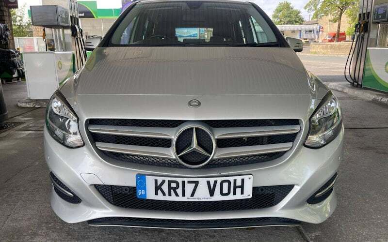 Silver Used 2017 Mercedes B200 Executive MPV | £7,995 (Good price) - Image 1/4