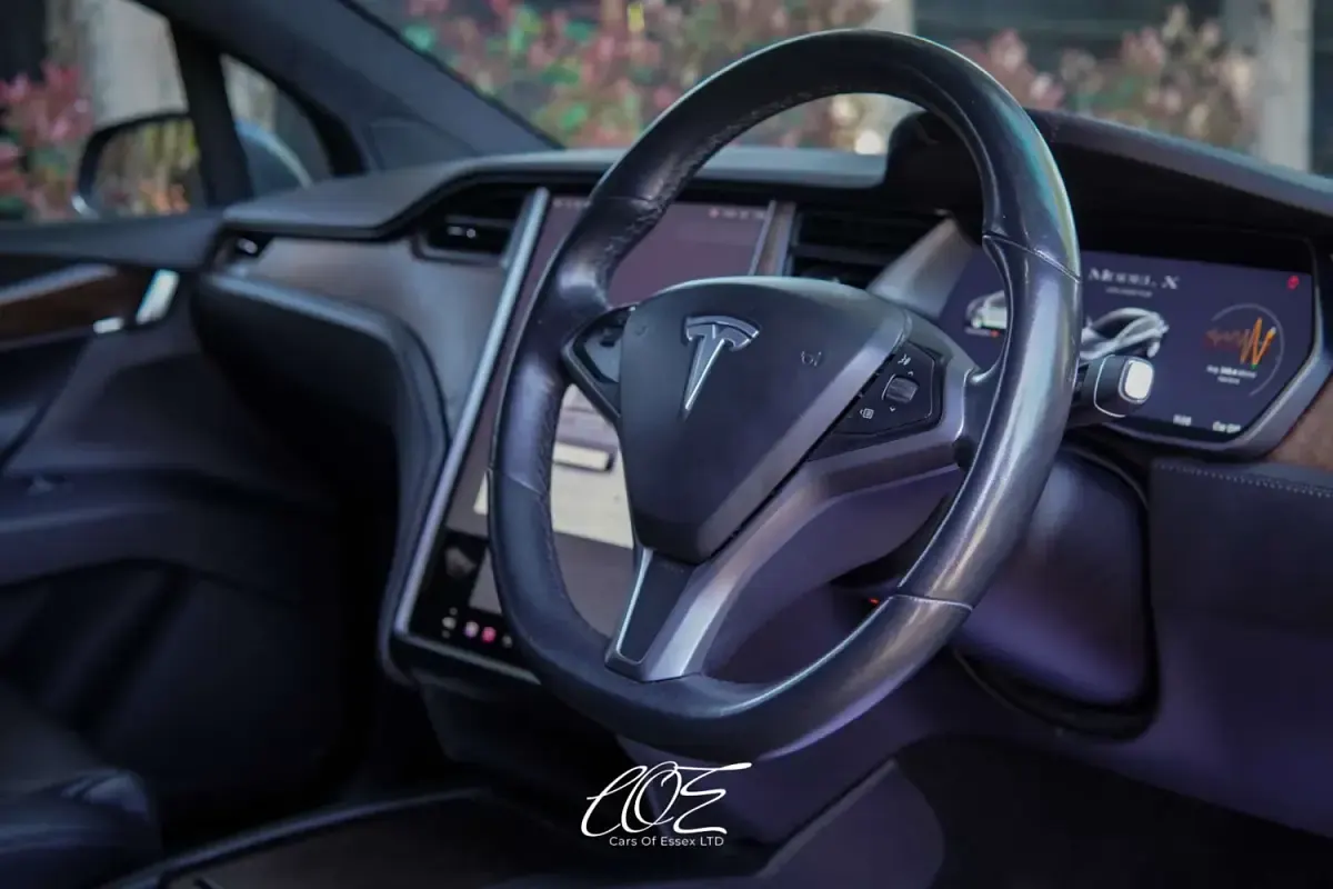 Używany Tesla Model X Long Range AWD 397 kW (541 KM) 2020 Szary SUV