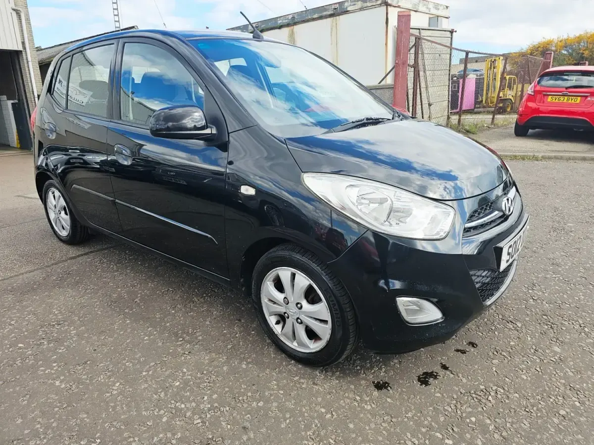 Usado Hyundai i10 Active 86 HP (63 kW) 2012 Preto Citadino