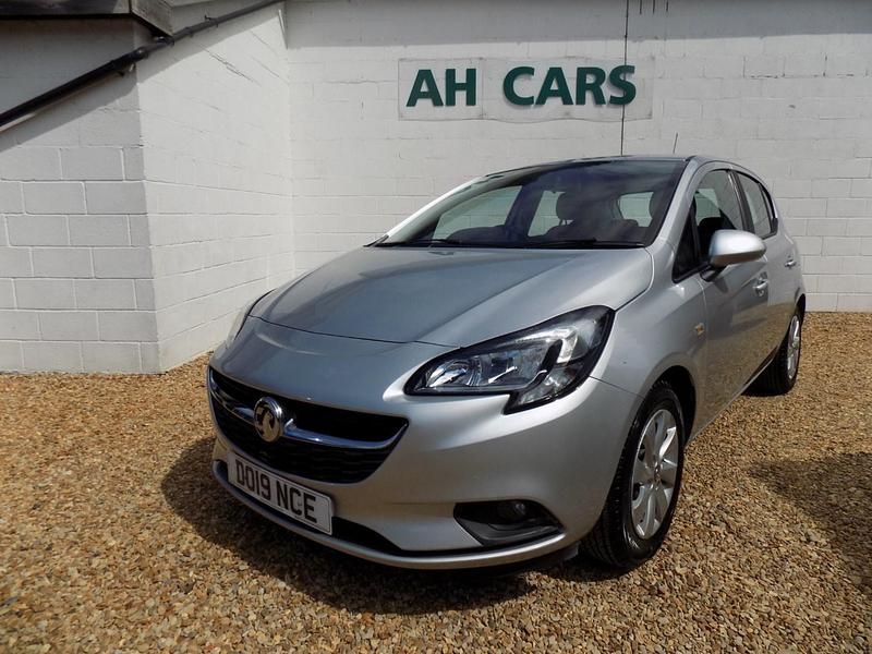 Silver Used 2019 Vauxhall Corsa Design Edition Hatchback | £5,500 (Fair price) - Image 1/4