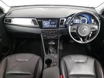 Used Kia Niro 2019 White SUV