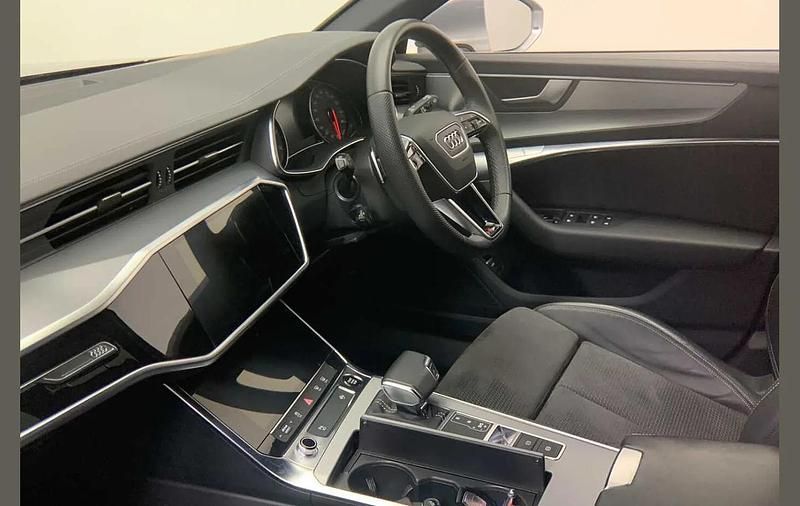 Used Audi A6 S-Line 200 HP (147 kW) 2021 Silver Estate