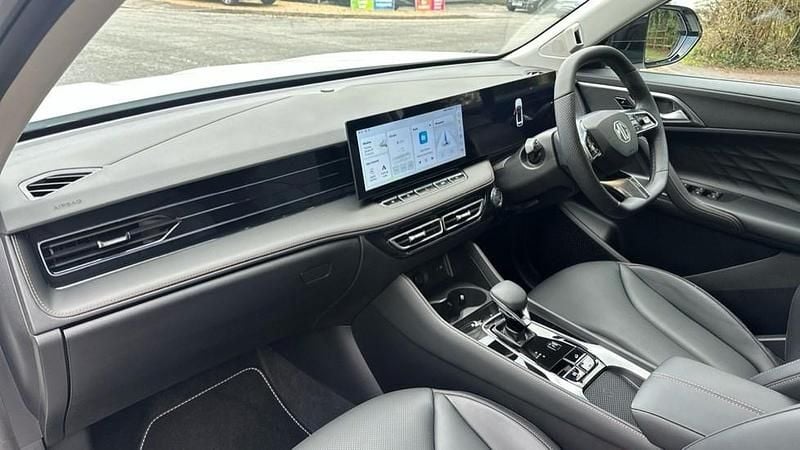 Used MG HS Trophy 2025 SUV