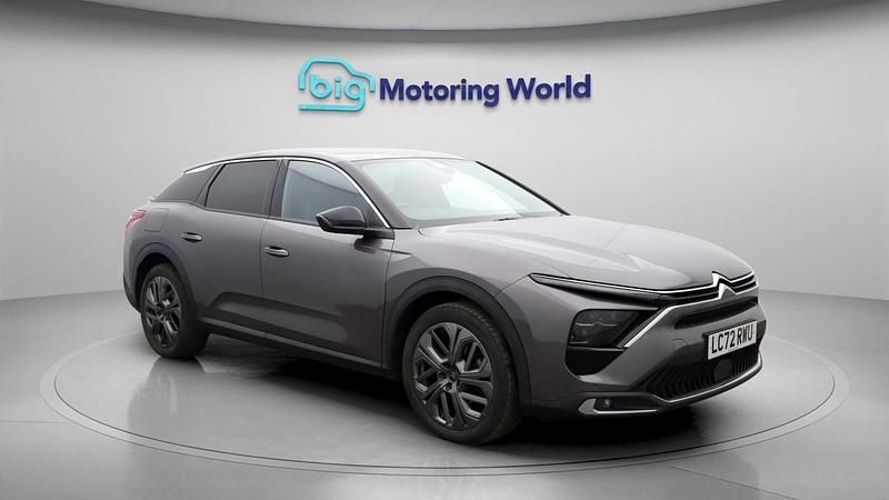 Grey Used 2023 Citroën C5 X PureTech Estate | £12,700 (Fair price) - Image 1/4