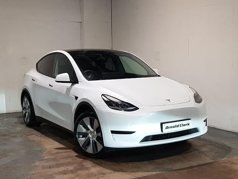 Used Tesla Model Y RWD 11 kW (15 HP) 2022 White SUV