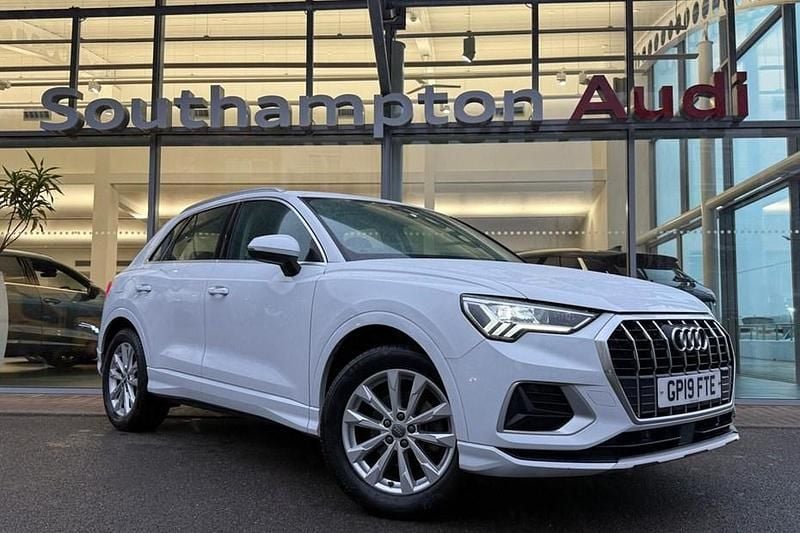White Used 2019 Audi Q3 Sport SUV | £16,400 (A bit pricey) - Image 1/1