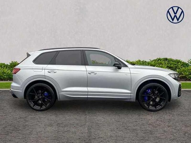 Used VW Touareg R 462 HP (339 kW) 2025 Silver SUV