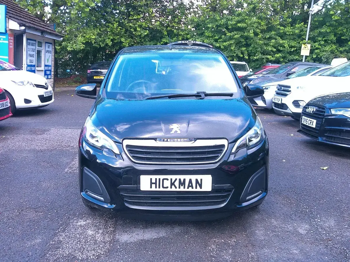 Used Peugeot 108 Active 68 HP (50 kW) 2016 Black Hatchback