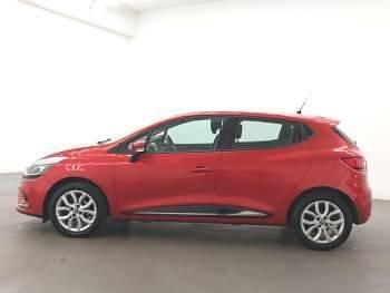 Used Renault Clio IV Dynamique 90 HP (66 kW) 2017 Red Hatchback