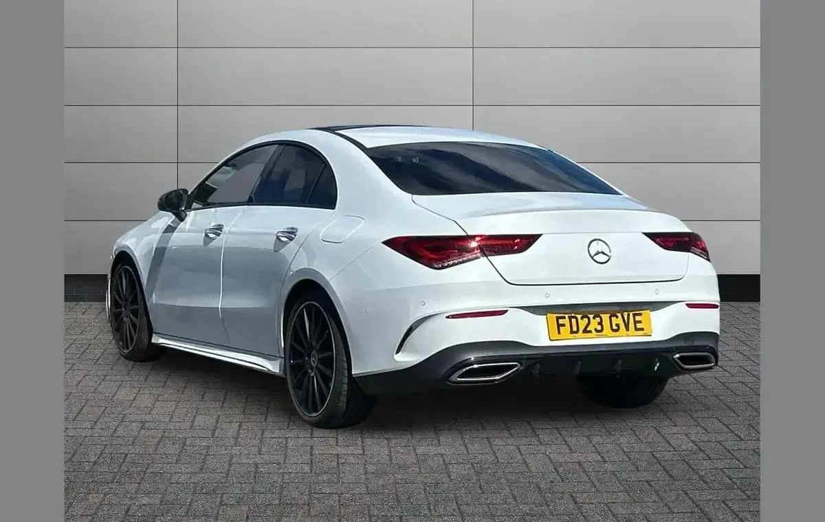 Used Mercedes CLA180 AMG Line Premium Plus 134 HP (98 kW) 2023 White Sedan