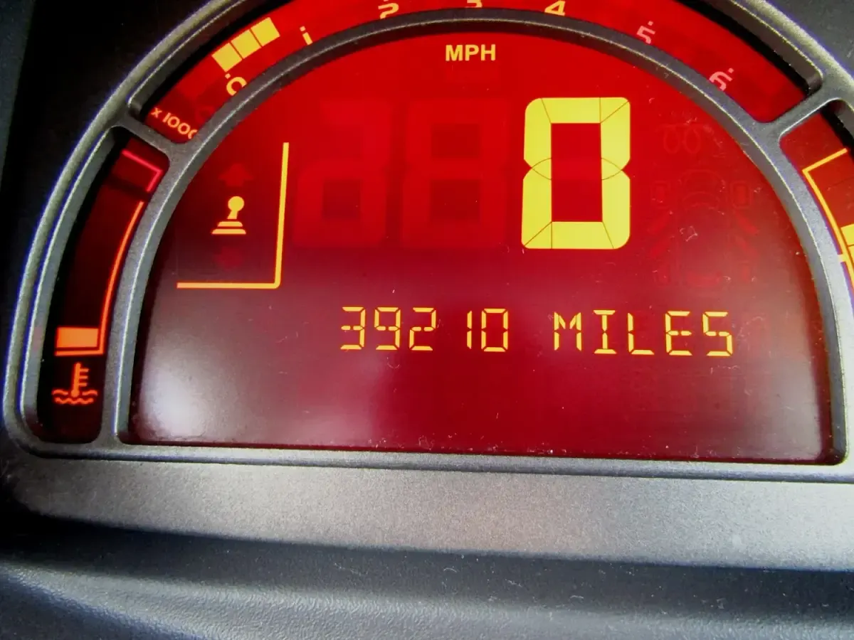 Usado Renault Grand Modus Dynamique 88 HP (64 kW) 2011 Cinzento Monovolume