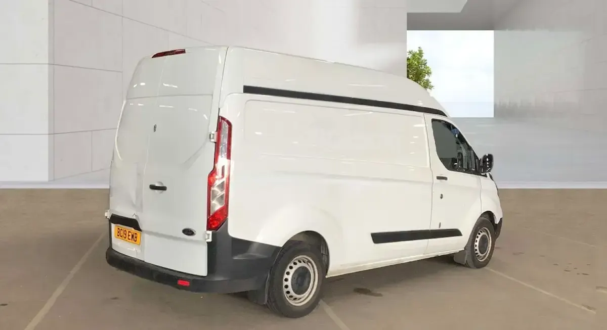 Used Ford Transit Custom 130 HP (95 kW) 2019 White Van