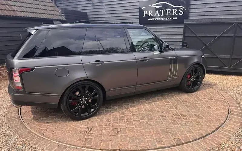 Used Land Rover Range Rover SVAutobiography Dynamic Black 551 HP (405 kW) 2017 Grey SUV