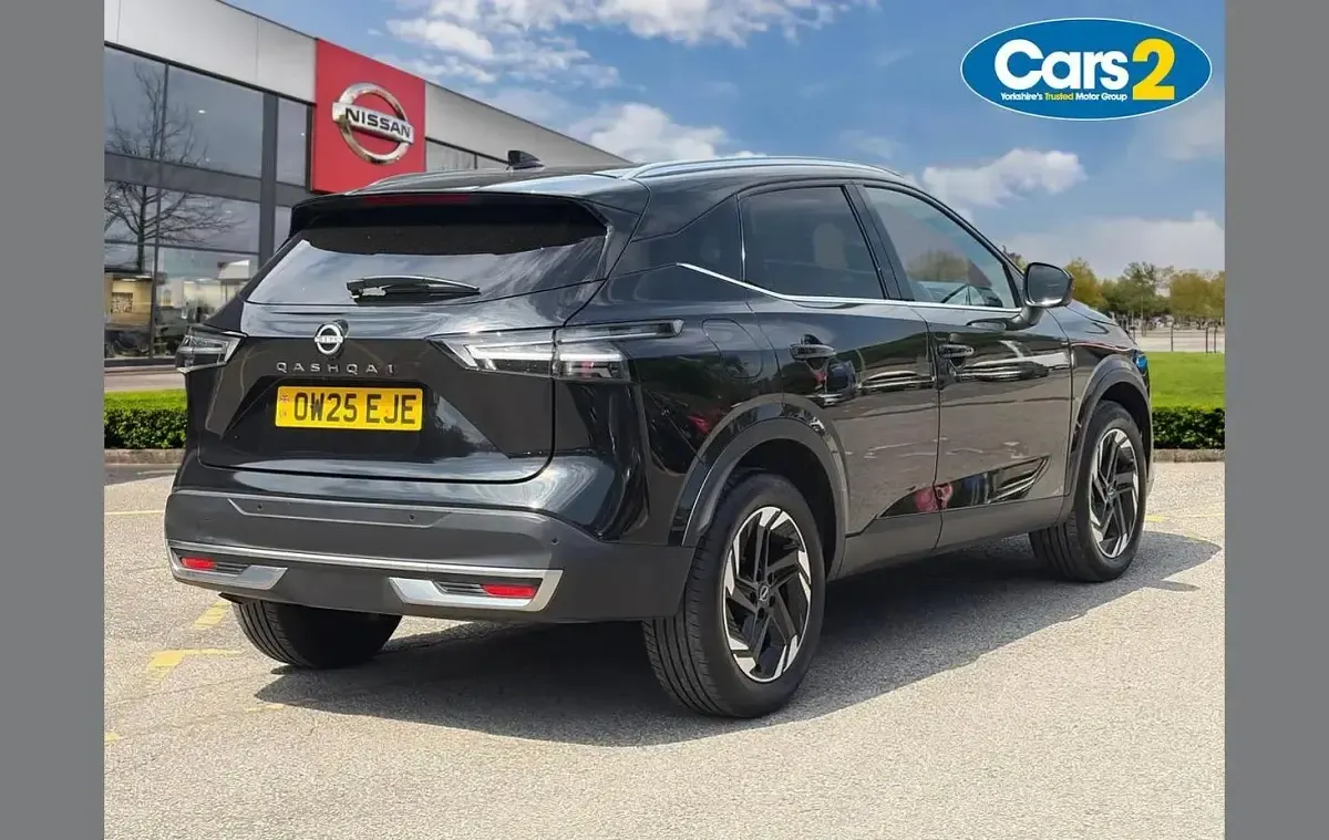 Used Nissan Qashqai N-Connecta 155 HP (114 kW) 2025 Black SUV
