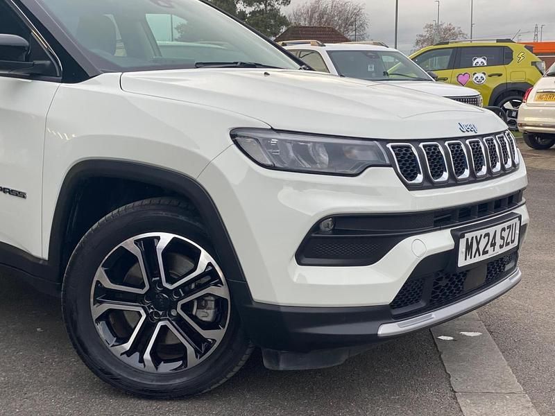 Used Jeep Compass Limited 237 HP (174 kW) 2024 White/black SUV