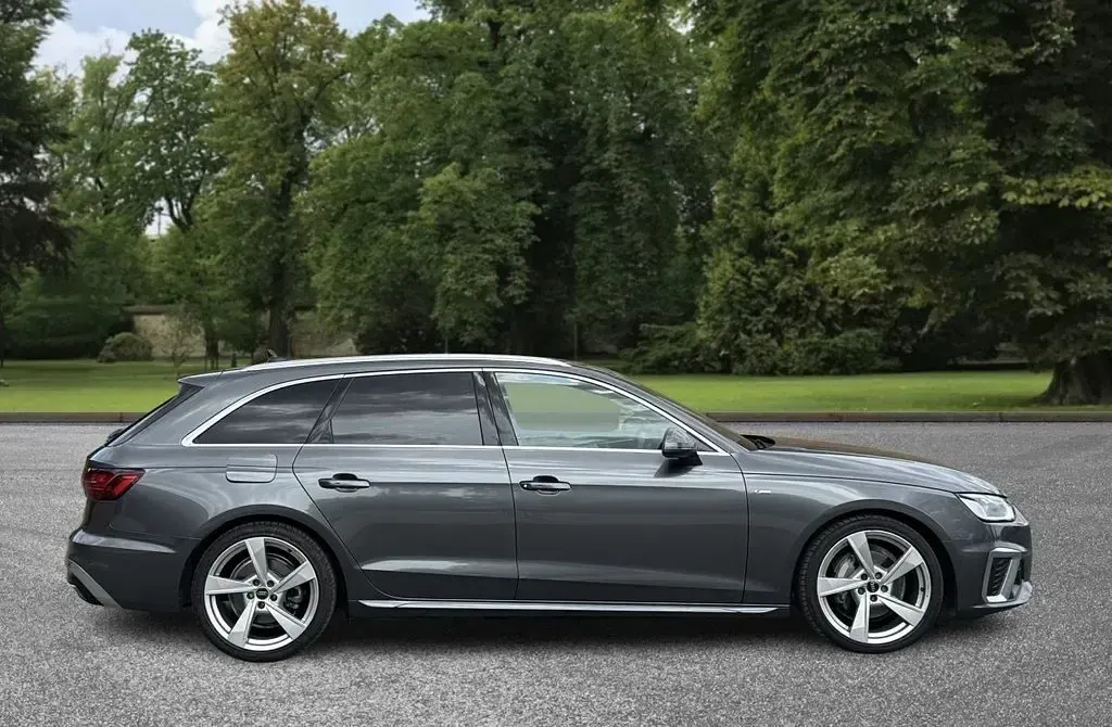 Used Audi A4 S-Line 204 HP (150 kW) 2024 Grey Estate