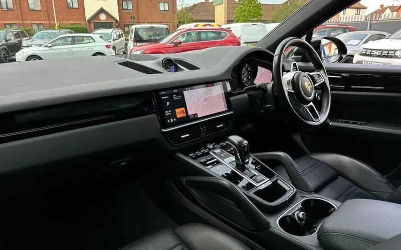Used Porsche Cayenne 462 HP (339 kW) 2022 SUV
