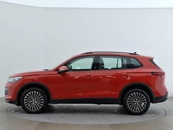 Used VW Tiguan Life 204 HP (150 kW) 2024 Red SUV