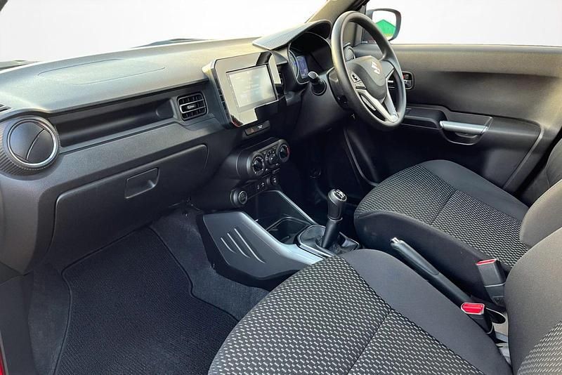 Used Suzuki Ignis SZ-T 83 HP (61 kW) 2022 Red Hatchback