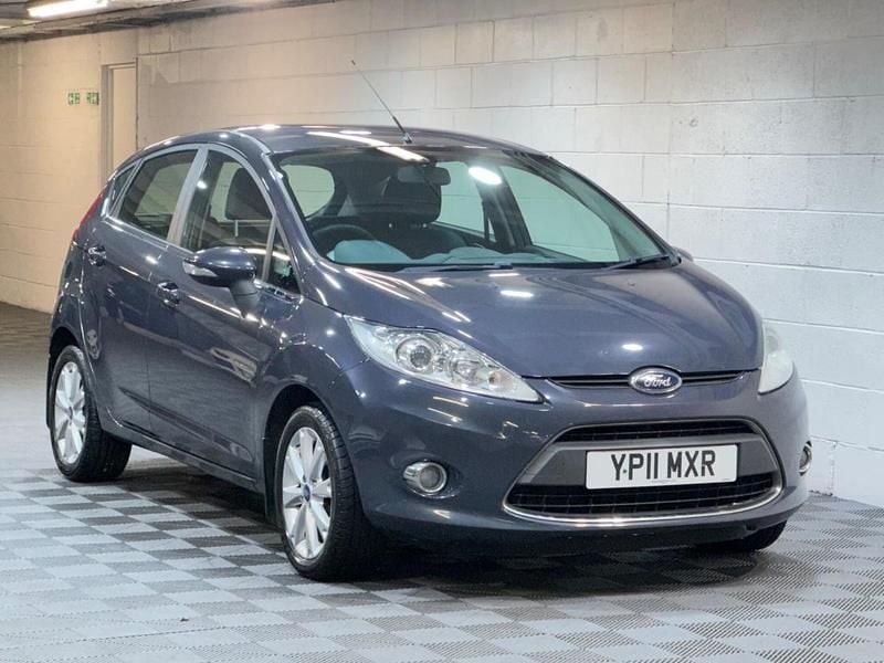 Used Ford Fiesta Zetec 2011 Grey Hatchback