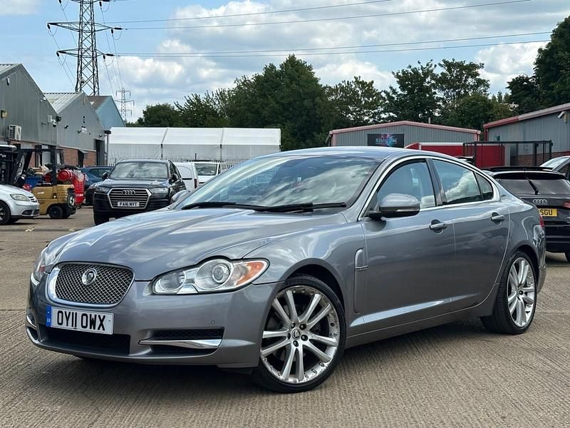 Second-hand Jaguar XF Premium Luxury 2011 Gri Berlinǎ