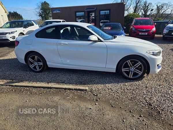 Used BMW 218 Sport Line 2016 White Coupe