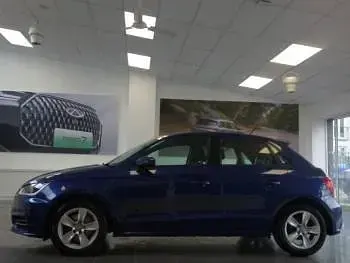 Used Audi A1 Design 116 HP (85 kW) 2016 Blue Hatchback