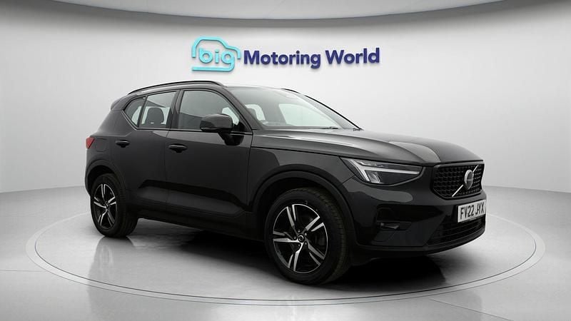 Used 2022 Volvo XC40 Plus SUV | £25,000 (Good price) - Image 1/4