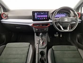 Used Seat Ibiza FR Sport 110 HP (80 kW) 2024 White Hatchback