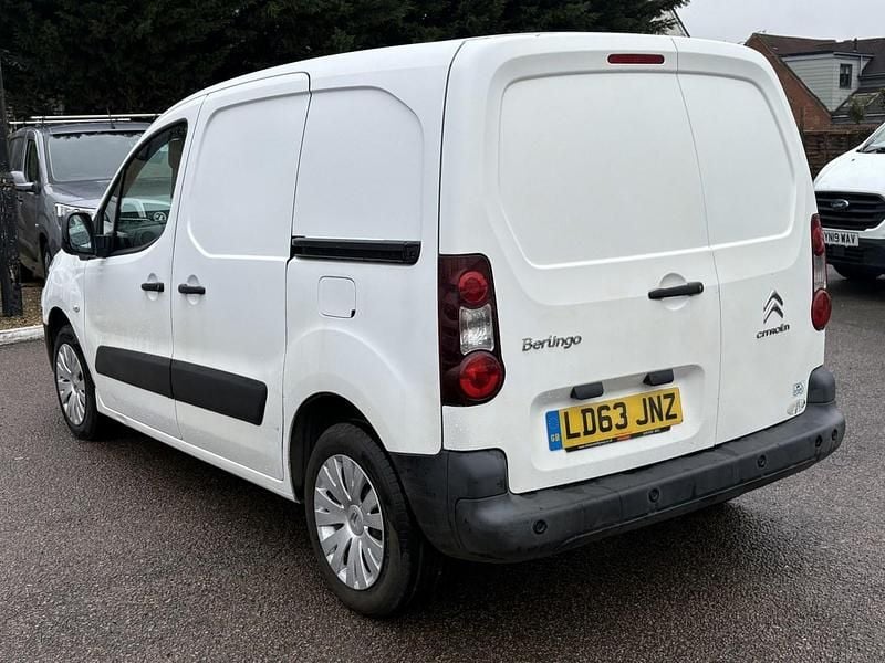 Used Citroën Berlingo 75 HP (55 kW) 2013 White MPV