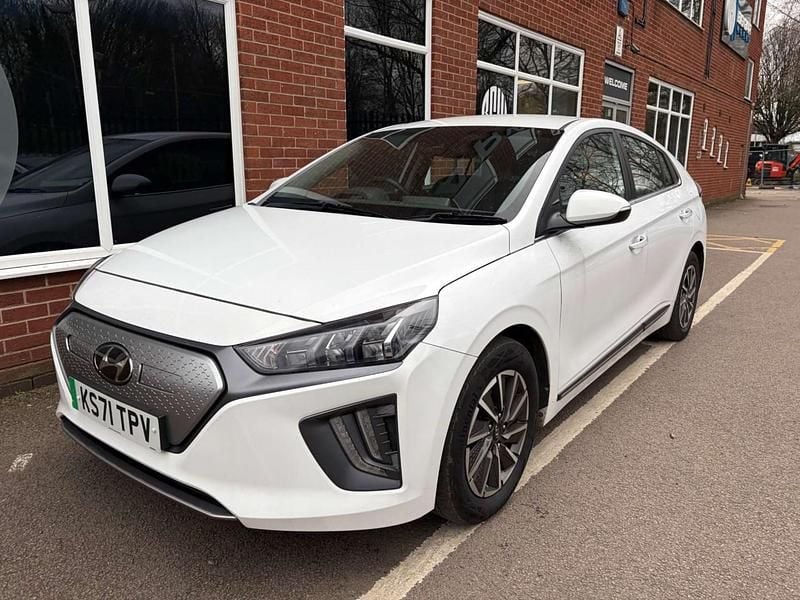 Used Hyundai Ioniq Premium 100 kW (136 HP) 2022 White Hatchback