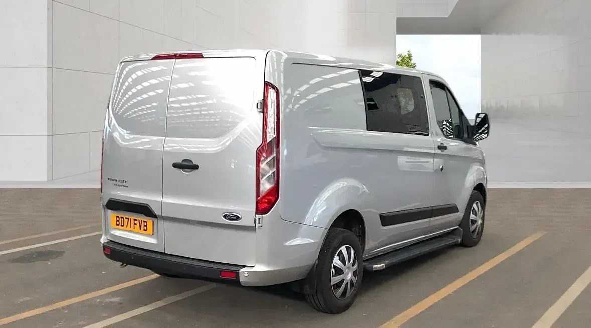 Used Ford Transit Custom Trend 105 HP (77 kW) 2022 Silver Van