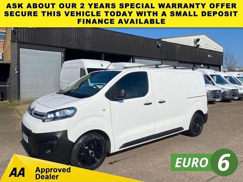Used Citroën Dispatch 100 HP (73 kW) 2020 White MPV