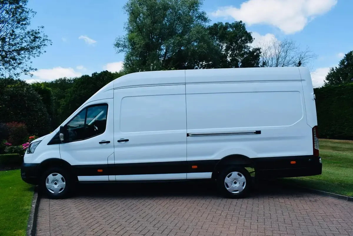 Used Ford Transit Trend 130 HP (95 kW) 2025 White Van