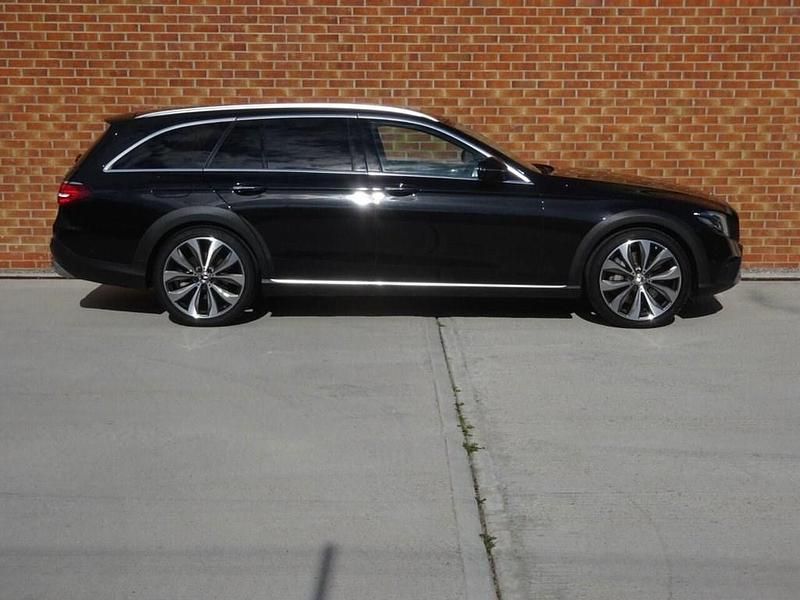 Used Mercedes E350 Edition 258 HP (189 kW) 2018 Black Estate