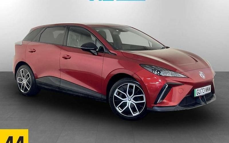 Used 2025 MG MG4 EV Trophy Hatchback | £14,195 (Super price) - Image 1/3